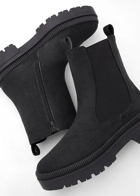 Chelseaboots med profilsula, bonprix