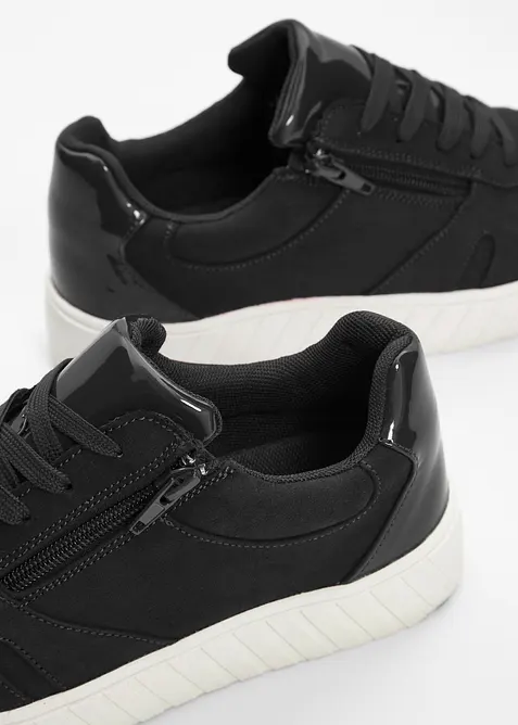 Sneakers med vadderad innersula, bonprix