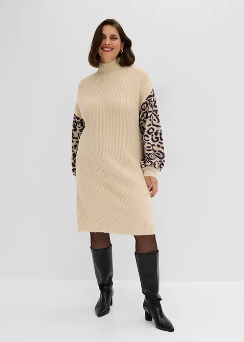 Stickad kl&auml;nning i oversizemodell med leopardm&ouml;nster, bonprix