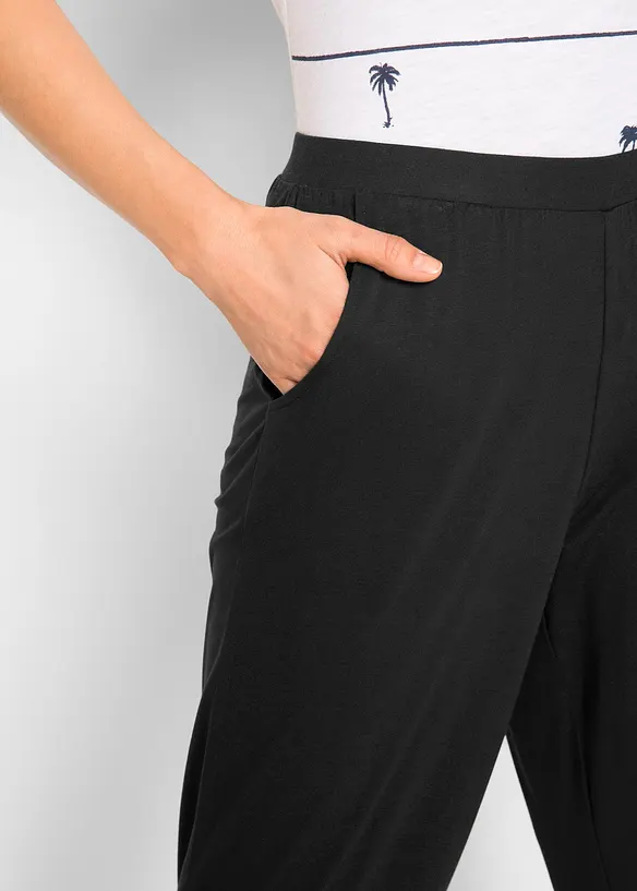 Jerseybyxa med insticksfickor, av mjuk viskosmix, bonprix