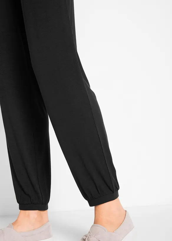 Jerseybyxa med insticksfickor, av mjuk viskosmix, bonprix