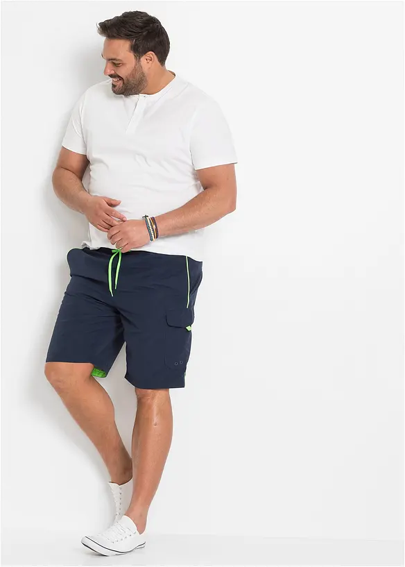 Badshorts med ficka p&aring; sidan, bonprix