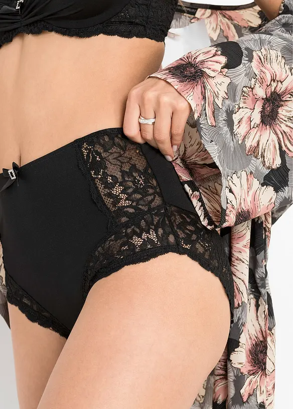 Midjetrosa med mjuk spets, bonprix