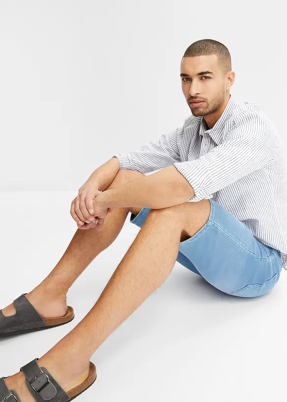 Trikåbermudas med bekvämt snitt och jeanslook, normal passform, bonprix