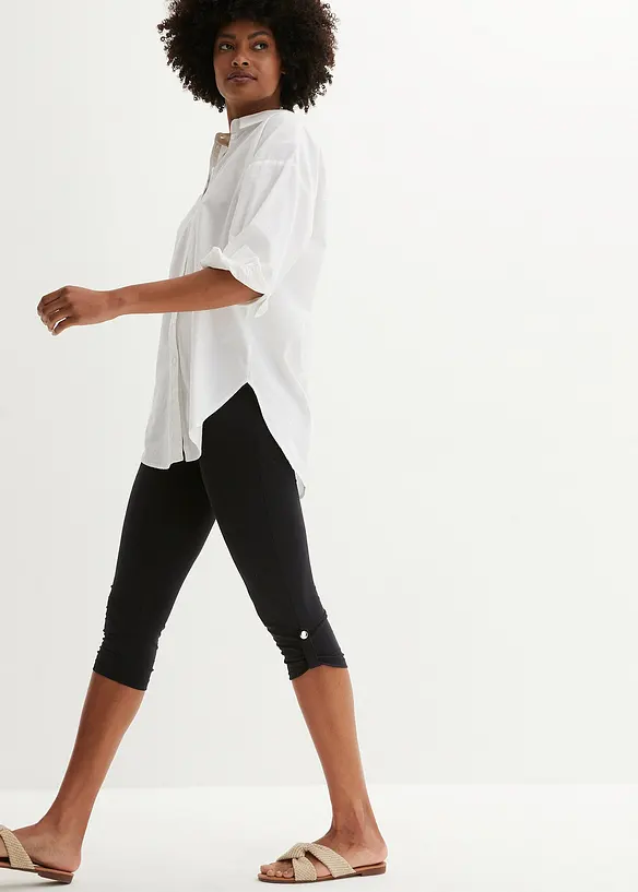 Caprileggings med knapp i ekologisk bomull, bonprix