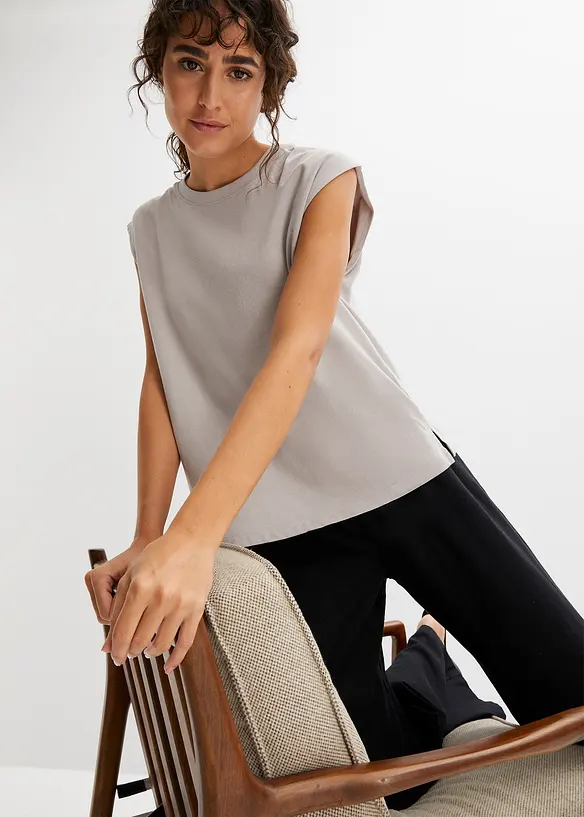 Oversizetopp med f&ouml;rst&auml;rkt axelparti, bonprix