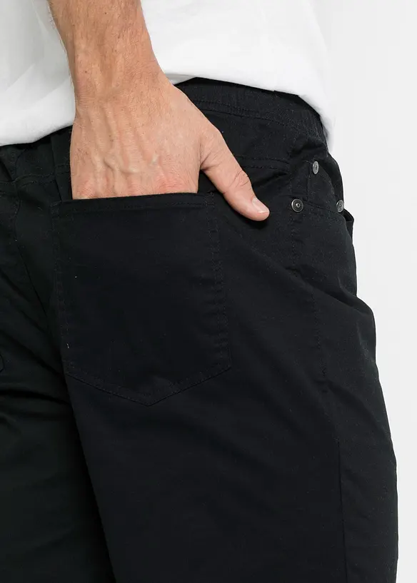 Stretchig dra på-byxa, normal passform, raka ben, bonprix