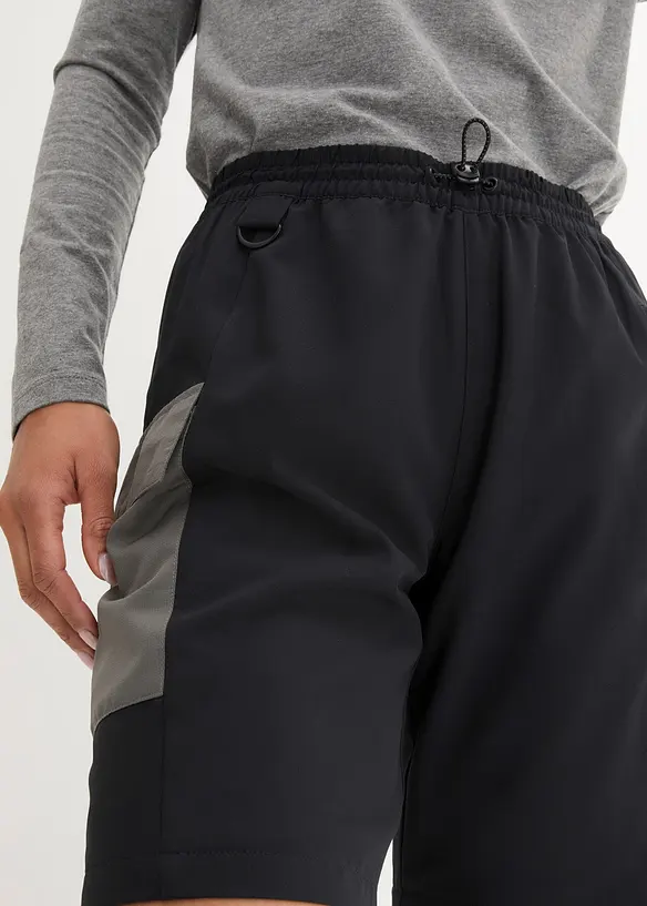 Snabbtorkande funktionsbermudas med cargofickor, bonprix