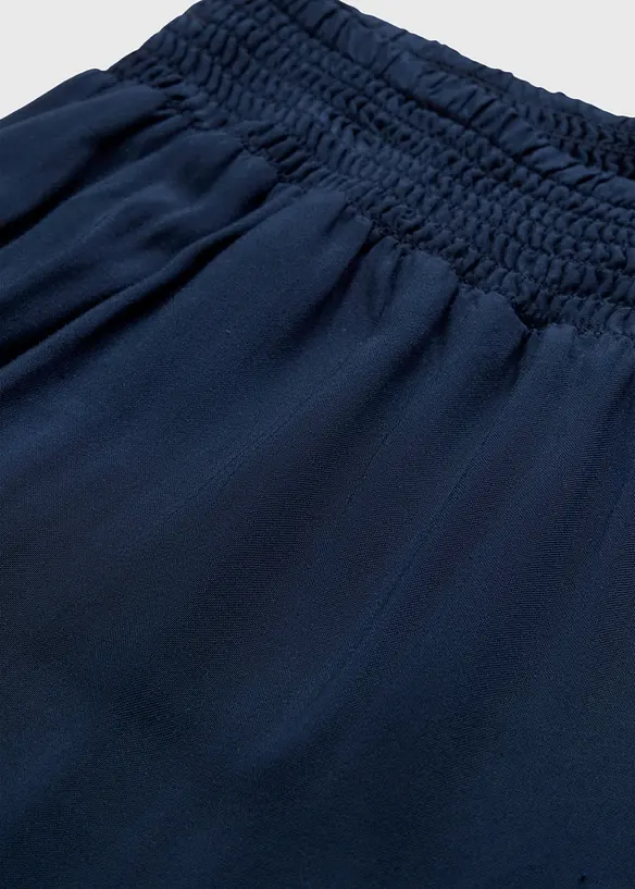 Vadlång culottebyxa av hållbar viskos, bonprix