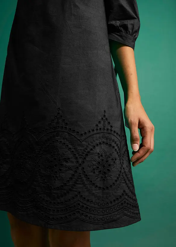 Off shoulder-klänning i ren bomull, bonprix