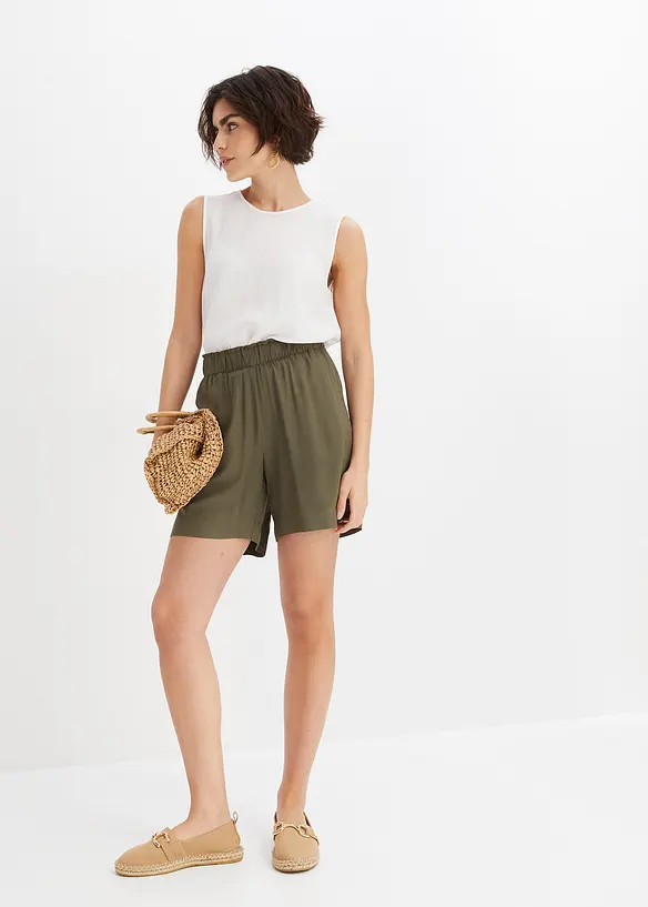 Shorts i viskos, bonprix