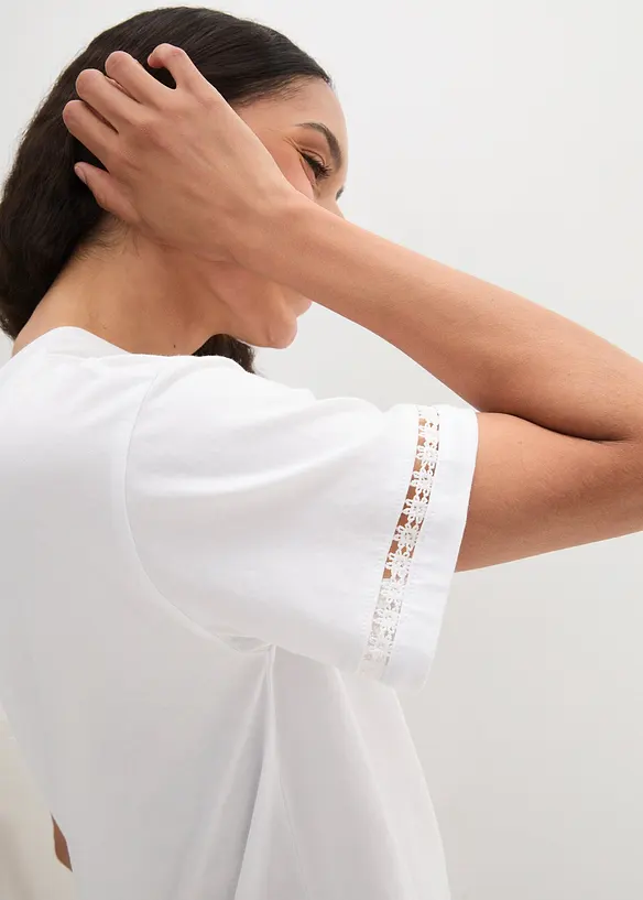 T-shirt med snygga detaljer i ärmsluten, bonprix