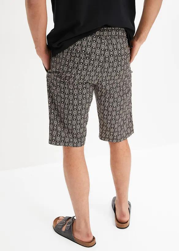 Linneshorts i chinosmodell, bonprix