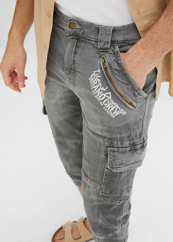3/4-jeans med cargofickor, Loose Fit, bonprix