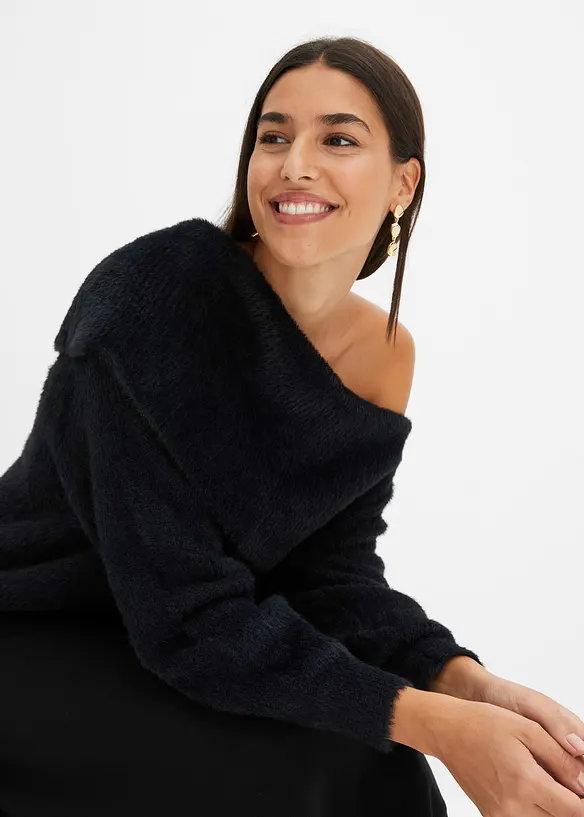 Asymmetrisk off shoulder-tröja, bonprix