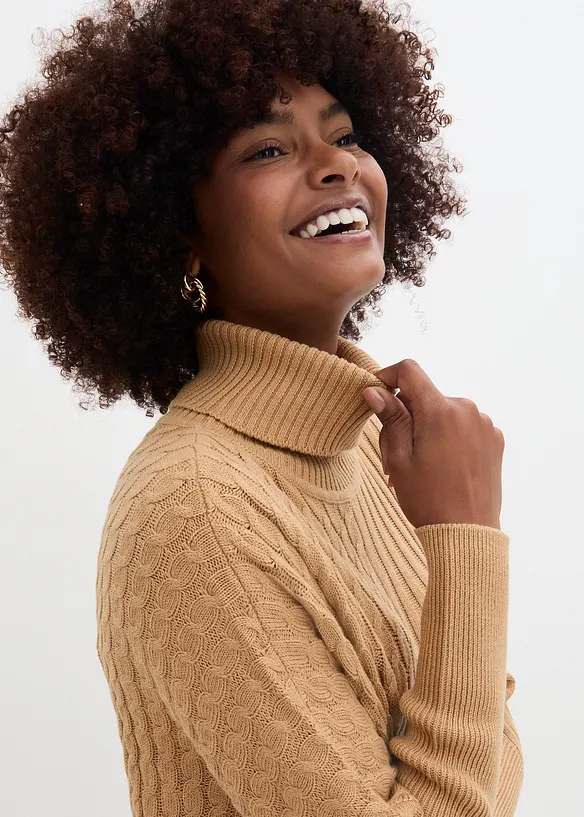 Oversizetr&ouml;ja med poncholook, bonprix