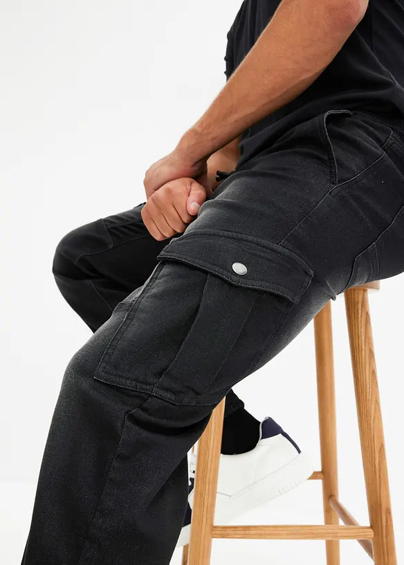 Mjuka jeans med cargofickor, Regular Fit, Straight, bonprix