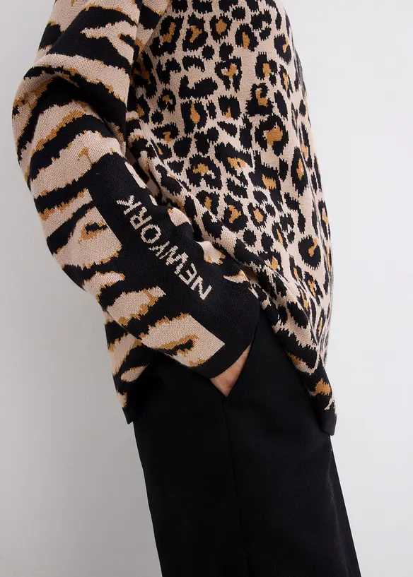 Tröja med tryckt leopardmönster, bonprix