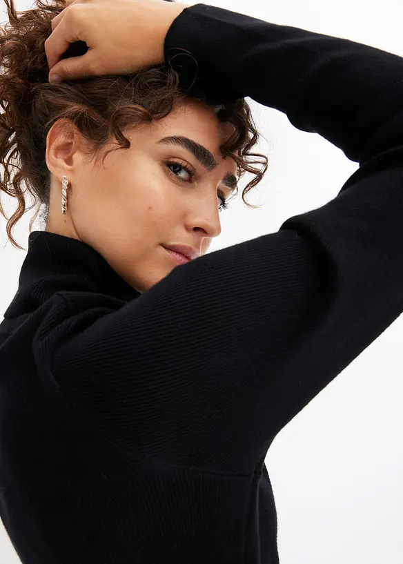 Kort stickad kl&auml;nning, bonprix