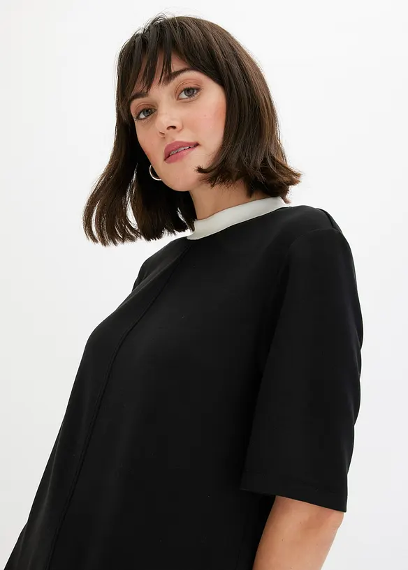 Miniklänning av scubamaterial med kontrasterande turtle neck, bonprix