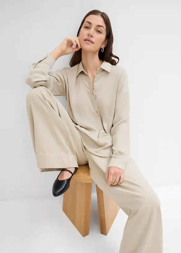 Skjortblus i fin satin, bonprix