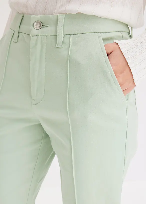Stretchig twillbyxa med stråveck, bonprix