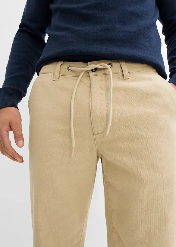 Chinos i ren bomull med raka ben, Relaxed Fit, bonprix