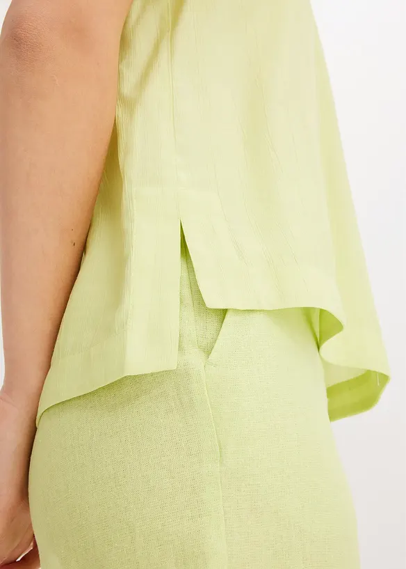 Blus av krinklat material med struktur, bonprix