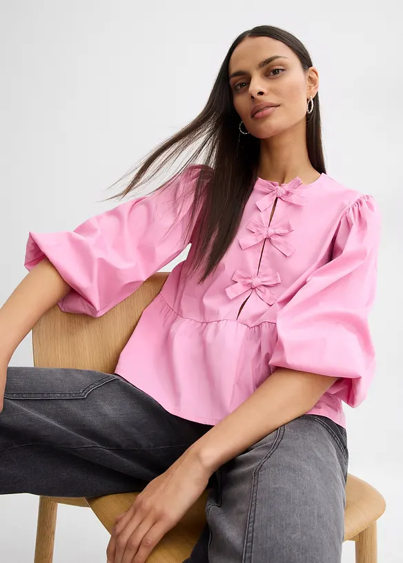 Blus med rosetter, bonprix