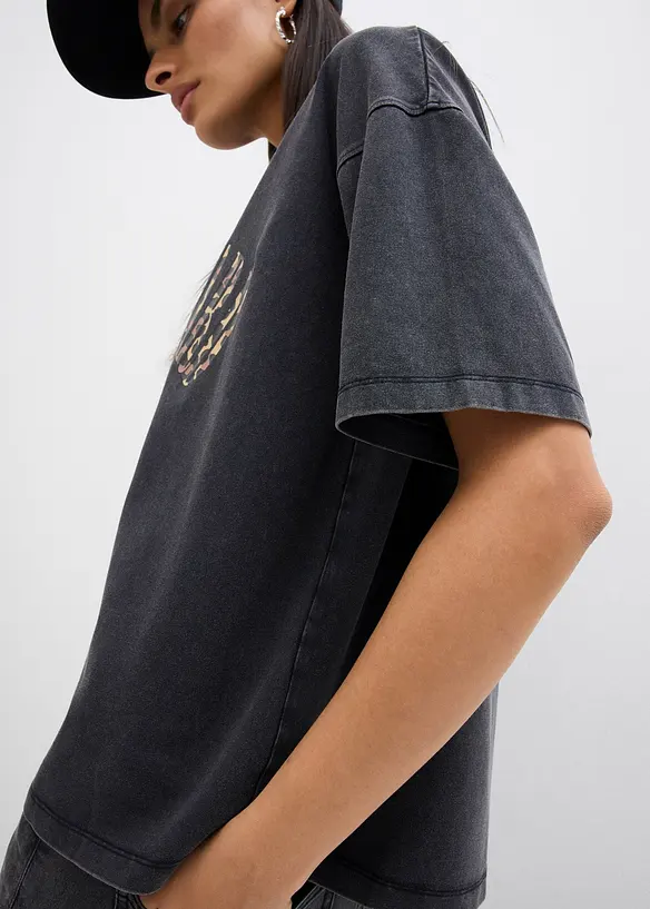 T-shirt i oversizemodell av mjuk bomullsmix, bonprix