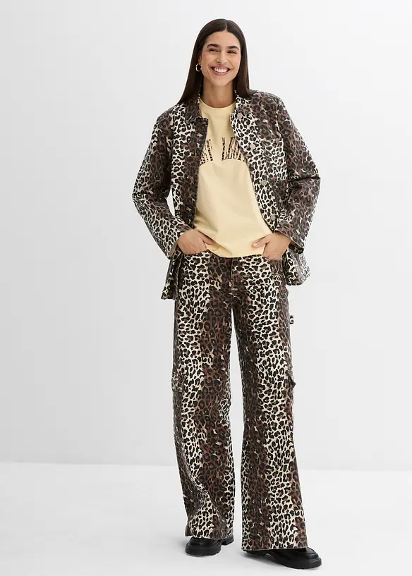 T-shirt i oversizemodell av tunn jersey, bonprix