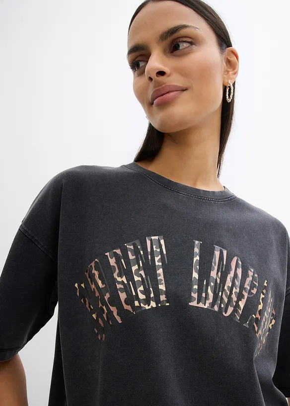 T-shirt i oversizemodell av mjuk bomullsmix, bonprix