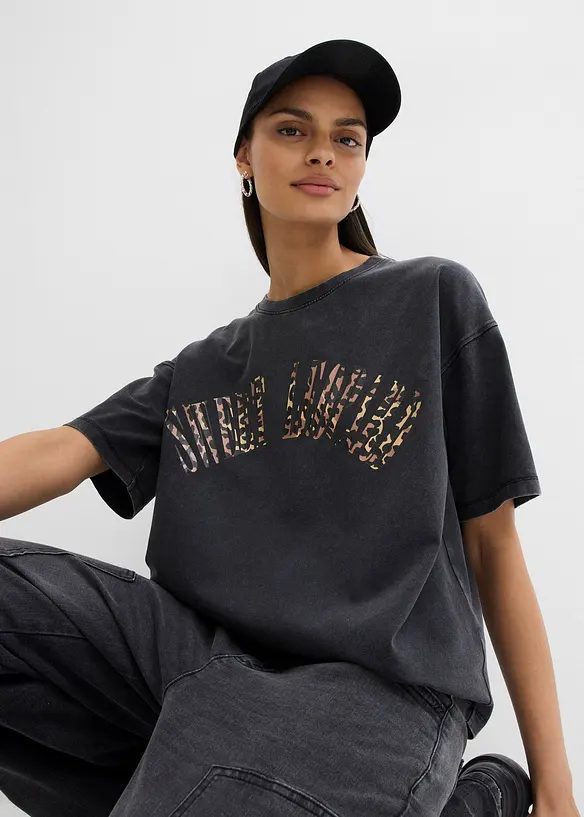 T-shirt i oversizemodell av mjuk bomullsmix, bonprix