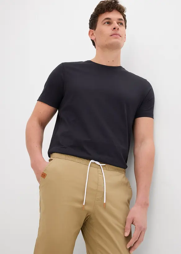 Stretchig dra på-byxa, normal passform, raka ben, bonprix