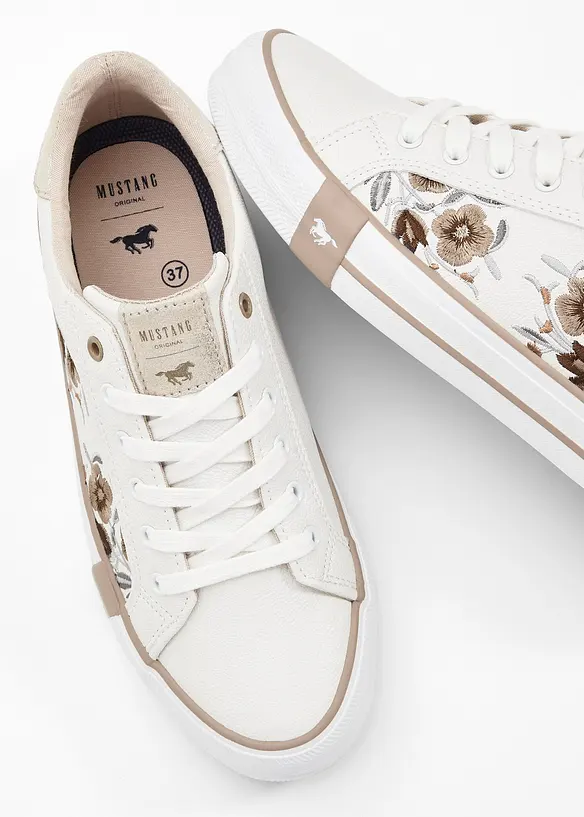 Sneakers med broderi fr&aring;n Mustang, Mustang