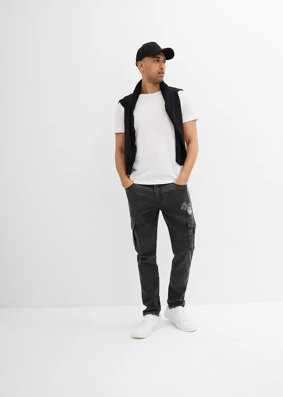 Regular Fit Cargo Jeans i dra på-modell, Tapered, bonprix