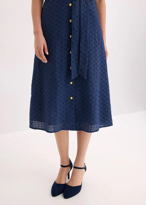 Skjortkl&auml;nning med h&aring;lspets, bonprix