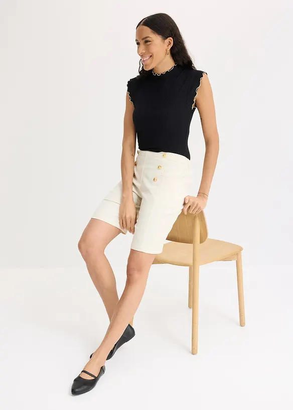 Bermudashorts med dekorativa knappar, bonprix