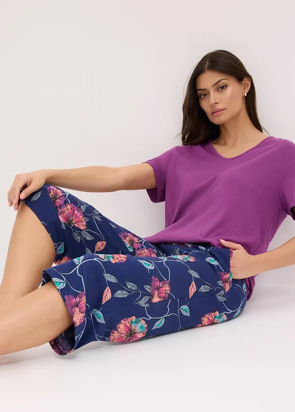 Pyjamasbyxa i culottemodell med sidfickor, med viskos, bonprix