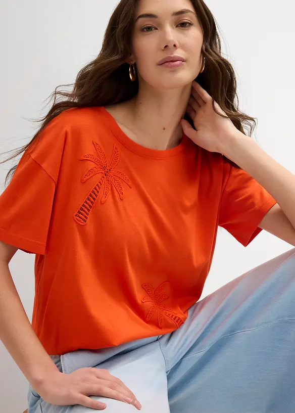 T-shirt med spetsdetalj, bonprix