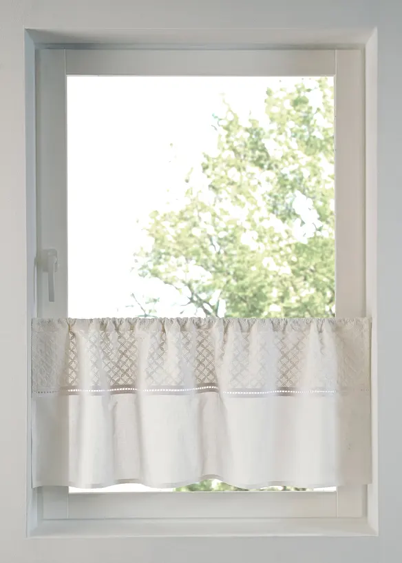 Caf&eacute;gardin i ekologisk bomull med broderi, bonprix