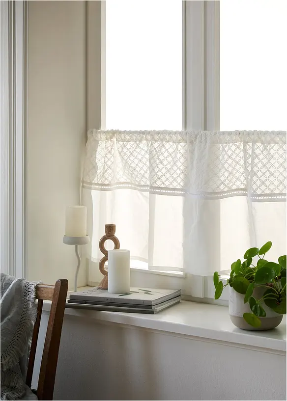 Caf&eacute;gardin i ekologisk bomull med broderi, bonprix