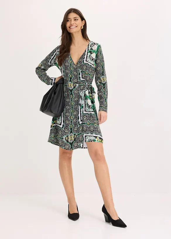 Omlottkl&auml;nning av m&ouml;nstrad satin, bonprix