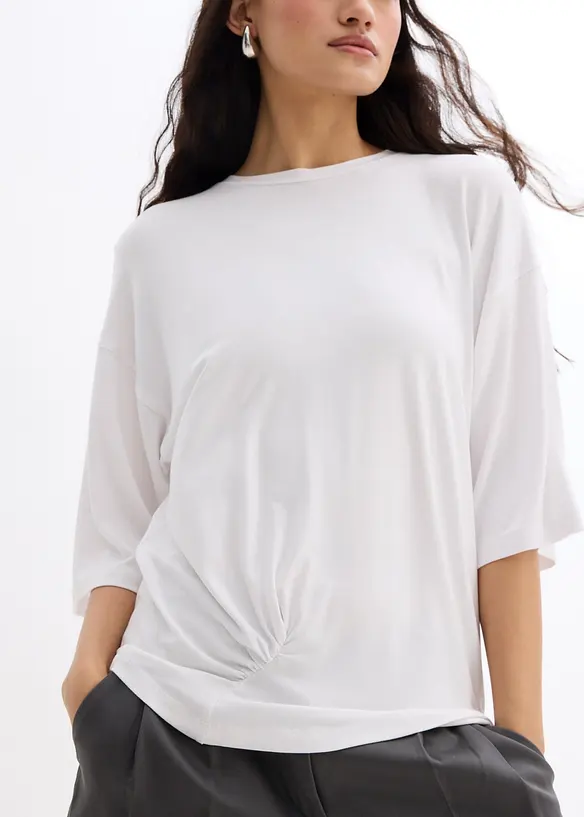 T-shirt av fintrådigt viskosmaterial, bonprix