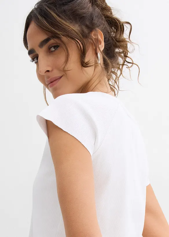 Ribbstickad topp i kort modell, bonprix