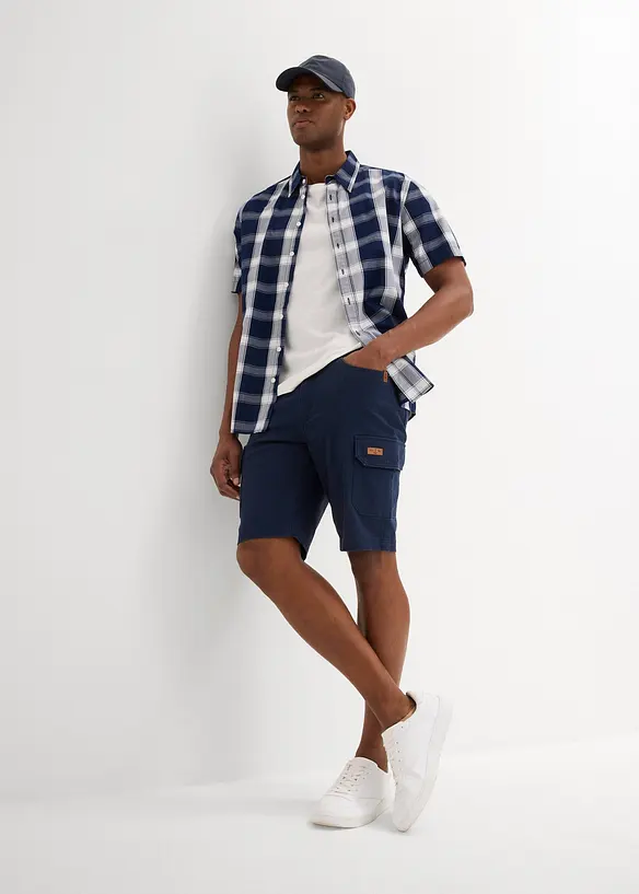 Shorts med stretch, Slim Fit, bonprix