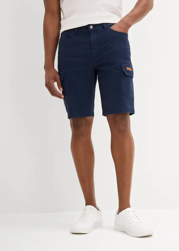 Shorts med stretch, Slim Fit, bonprix