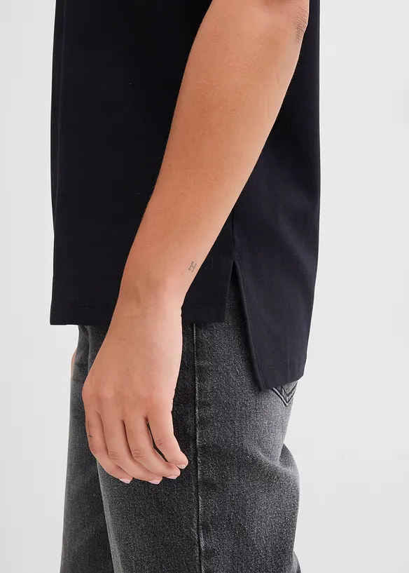 T-shirt av kraftig bomullsjersey med längre bakstycke, bonprix