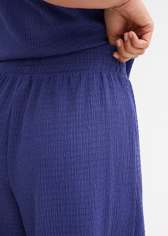 Dra på-shorts av kräpp, bonprix