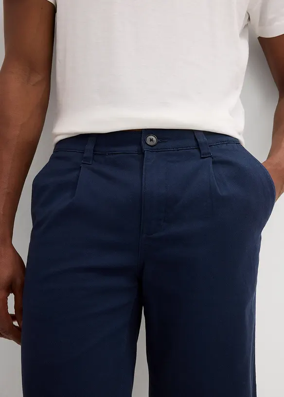 Stretchiga bermudas med gubbveck, Regular Fit, bonprix